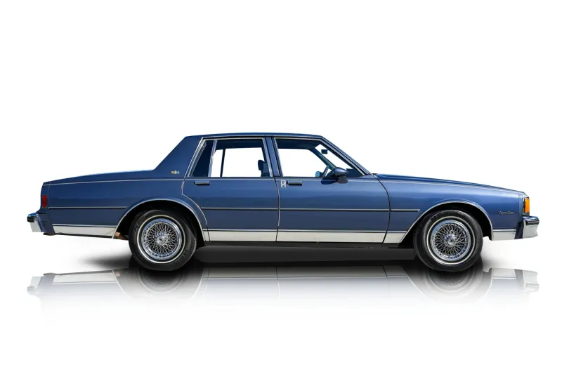 An incredible side shot photo of aChevrolet Caprice that you should buy.