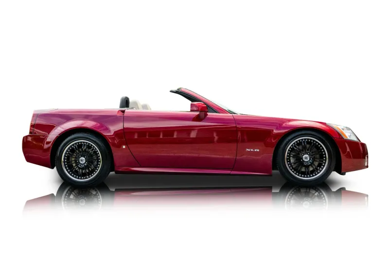 An incredible side shot photo of aCadillac XLR that you should buy.