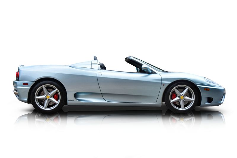 An incredible side shot photo of aFerrari 360 that you should buy.