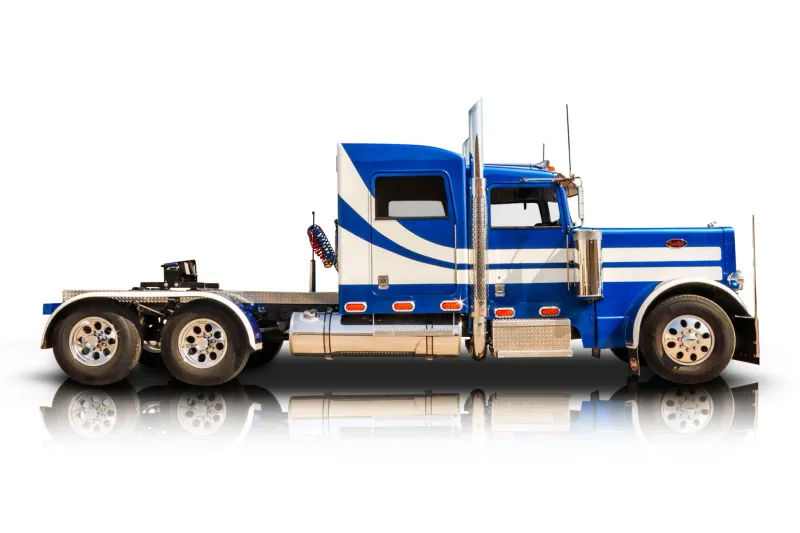 An incredible side shot photo of aFord F-350 that you should buy.