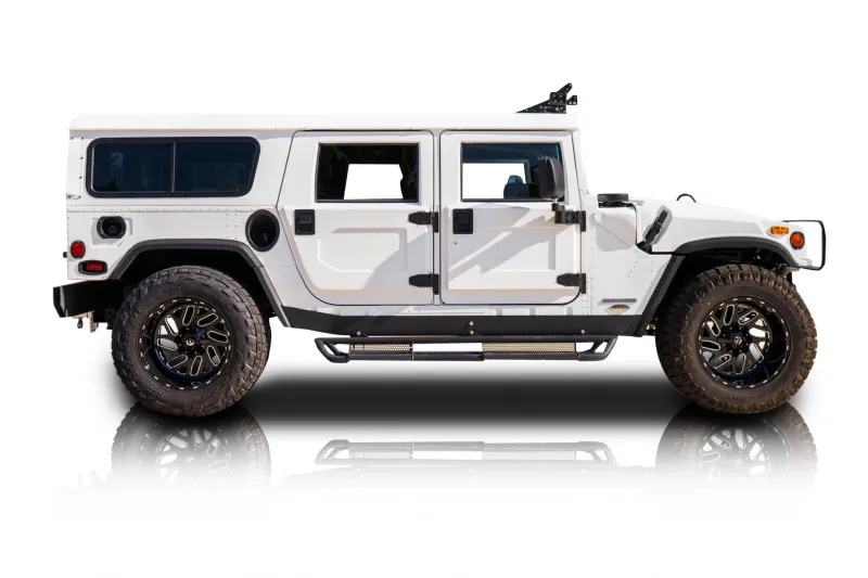 An incredible side shot photo of aAM General Hummer that you should buy.
