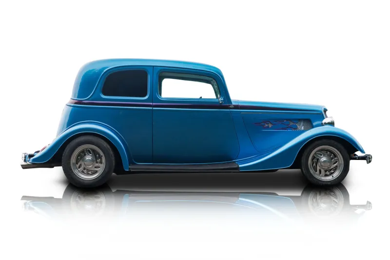 An incredible side shot photo of aFord Model 40 that you should buy.