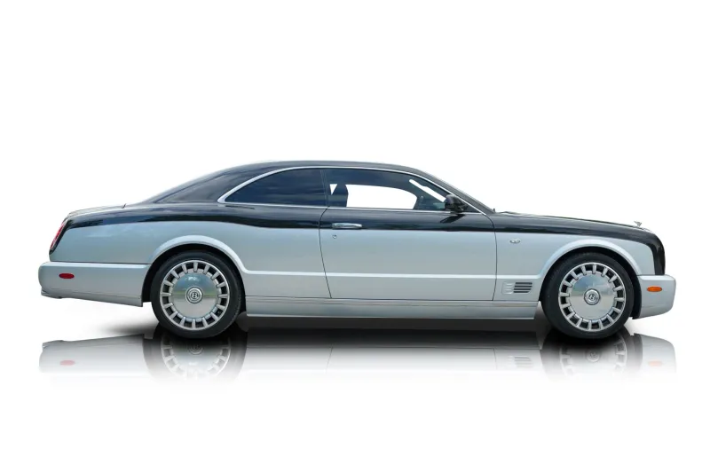 An incredible side shot photo of aBentley Brooklands that you should buy.