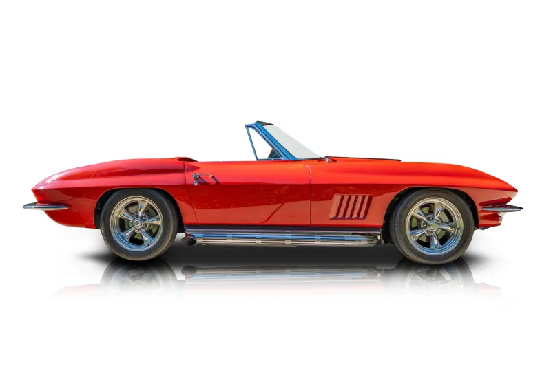 An incredible side shot photo of aChevrolet Corvette that you should buy.