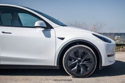 2025 Tesla Model Y Long Range for sale