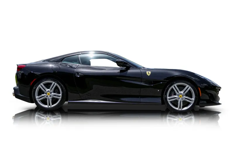 An incredible side shot photo of aFerrari Portofino that you should buy.