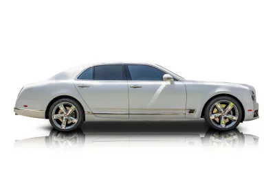 Passenger side photo of 2019 Bentley Mulsanne