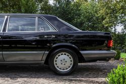 1989 Mercedes-Benz 560SEL for sale