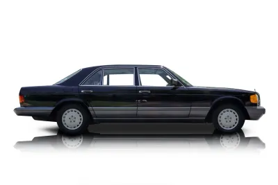 Passenger side photo of 1989 Mercedes-Benz 560SEL
