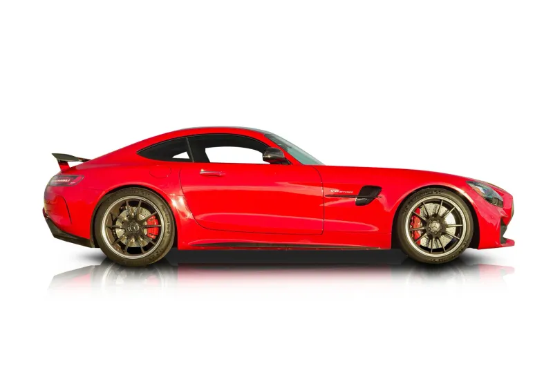 An incredible side shot photo of aMercedes-Benz AMG GT R that you should buy.