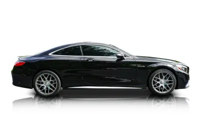 Passenger side photo of 2015 Mercedes-Benz S63 AMG