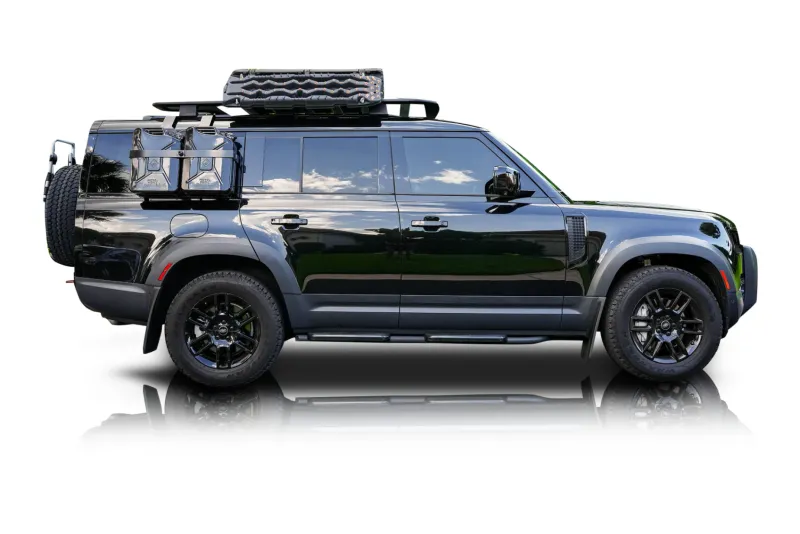 An incredible side shot photo of aLand Rover Defender 130 that you should buy.
