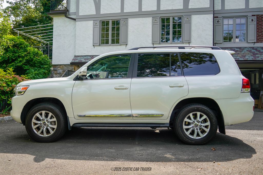 2021 Toyota Land Cruiser for sale