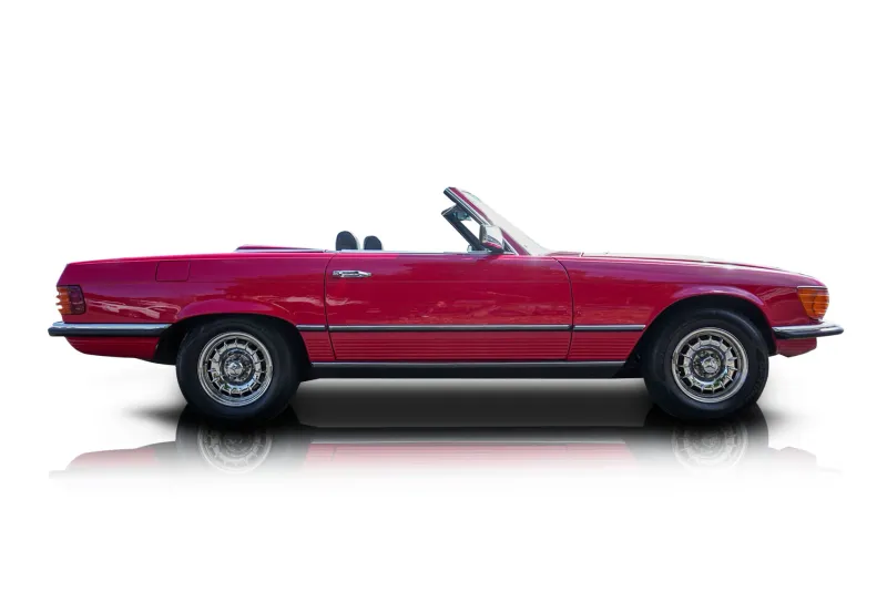 An incredible side shot photo of aMercedes-Benz 280SL that you should buy.