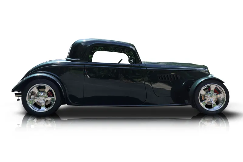 An incredible side shot photo of aFord Model 40 that you should buy.