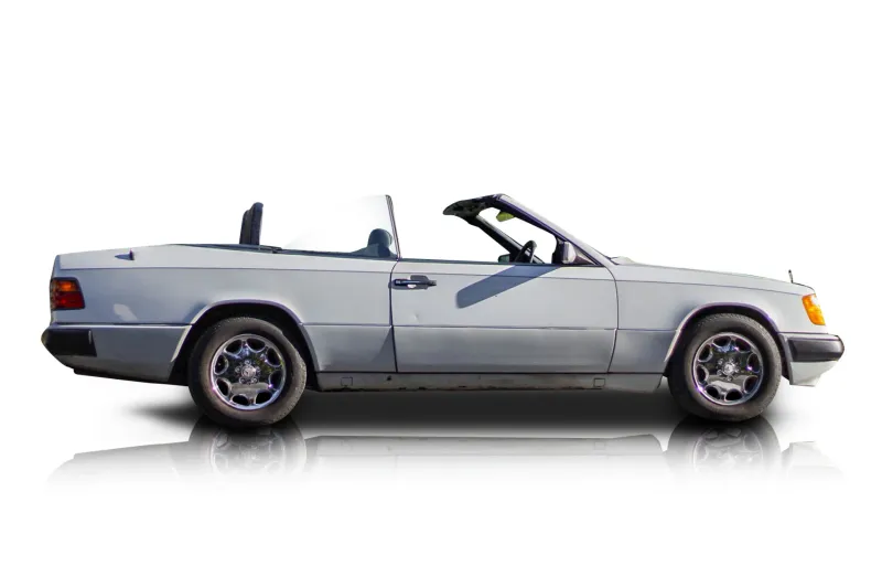 An incredible side shot photo of aMercedes-Benz 300CE that you should buy.