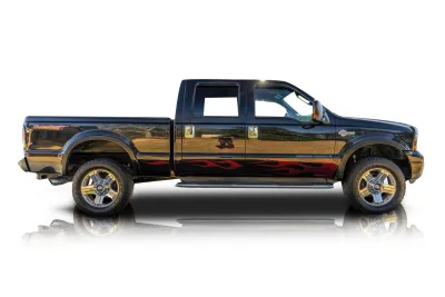Passenger side photo of 2005 Ford F-350