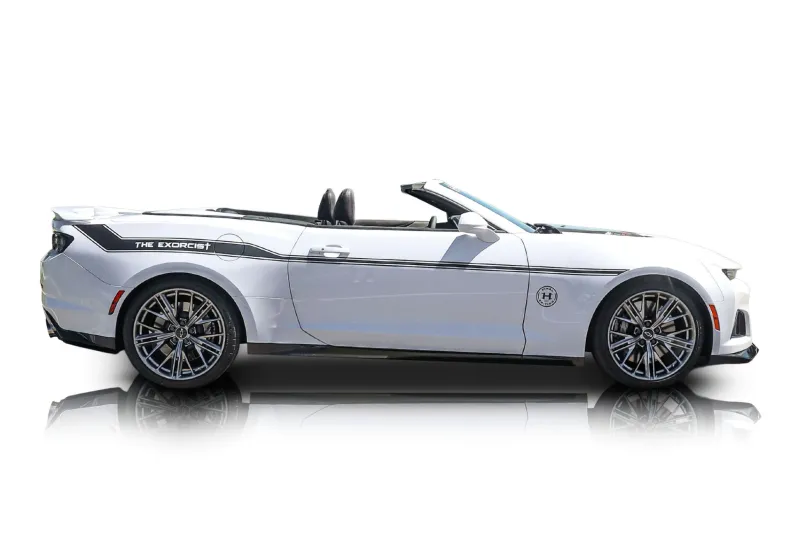 An incredible side shot photo of aChevrolet Camaro that you should buy.