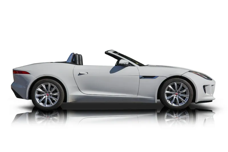 An incredible side shot photo of aJaguar F-Type that you should buy.