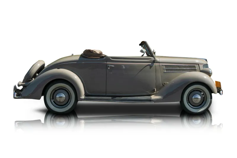 An incredible side shot photo of aFord Model 68 that you should buy.