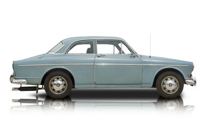 Passenger side photo of 1966 Volvo 122 S