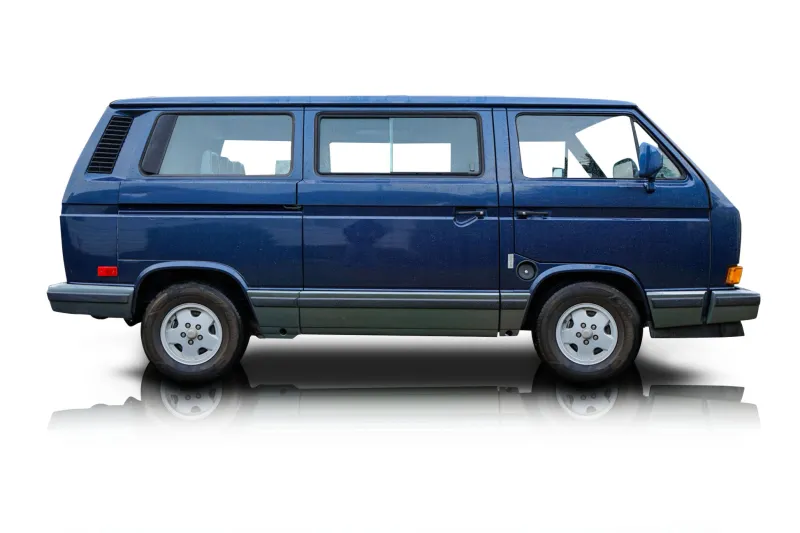 An incredible side shot photo of aVolkswagen Vanagon that you should buy.