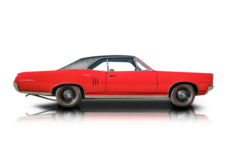 An incredible side shot photo of aPontiac LeMans that you should buy.