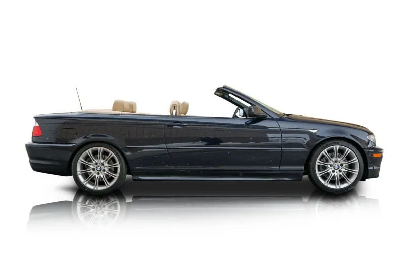 An incredible side shot photo of aBMW 330ci that you should buy.