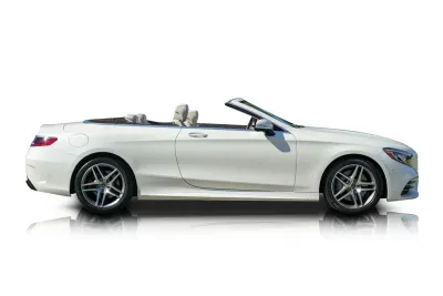 Passenger side photo of 2019 Mercedes-Benz S560