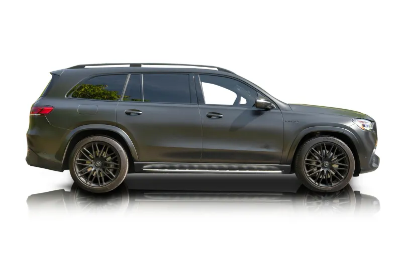 An incredible side shot photo of aMercedes-Benz GLS63 AMG that you should buy.