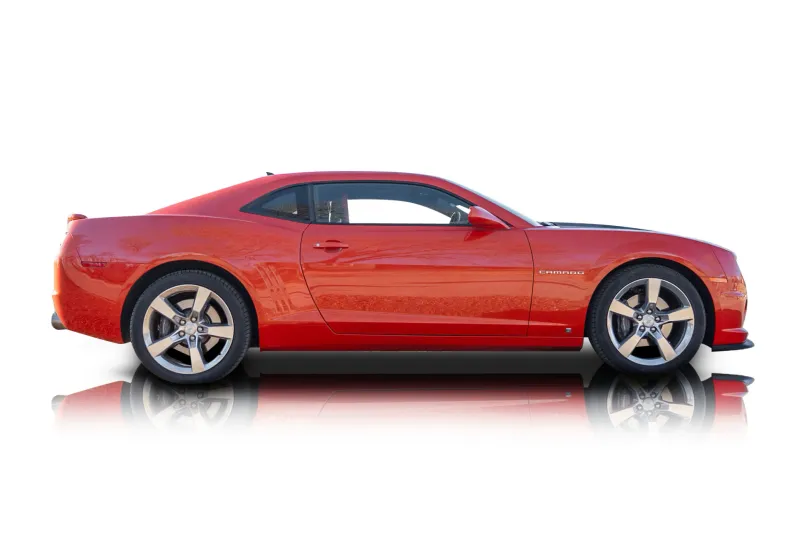An incredible side shot photo of aChevrolet Camaro that you should buy.