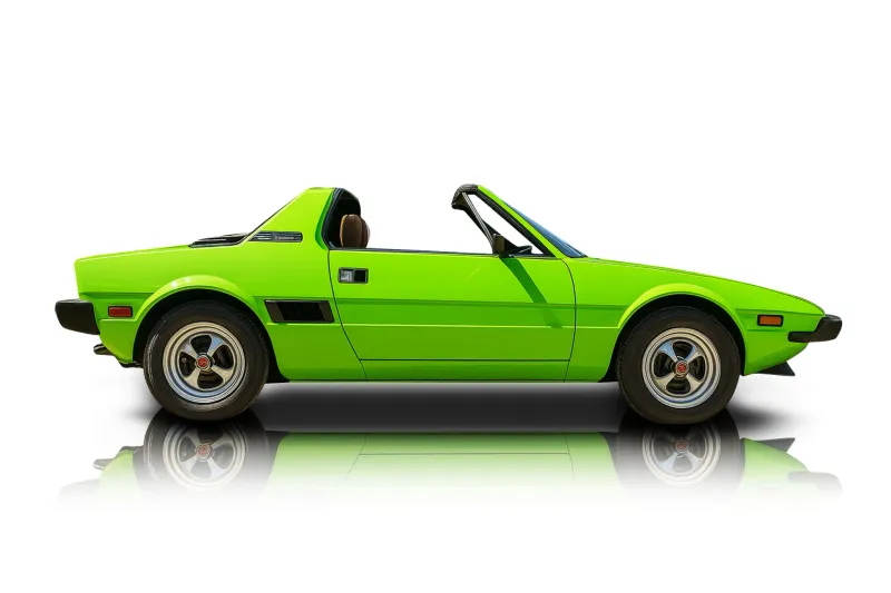 An incredible side shot photo of aFiat X1/9 that you should buy.