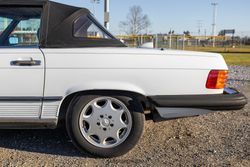 1986 Mercedes-Benz 560SL for sale