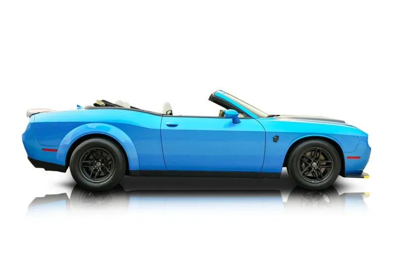 An incredible side shot photo of aDodge Challenger that you should buy.
