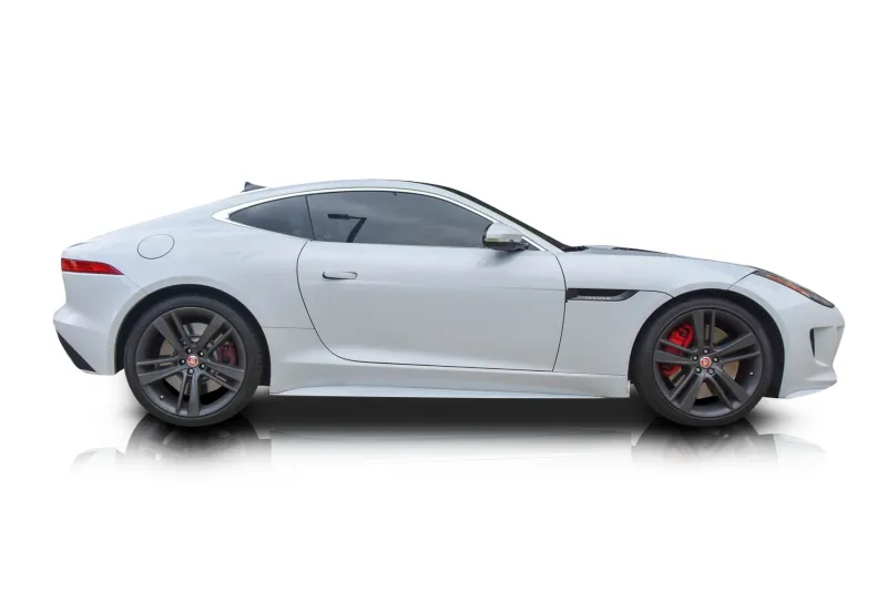 An incredible side shot photo of aJaguar F-Type that you should buy.