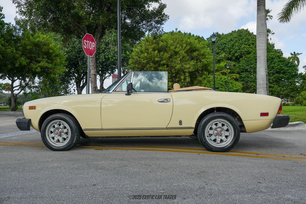 1982 Fiat 124 Spider 2000 for sale
