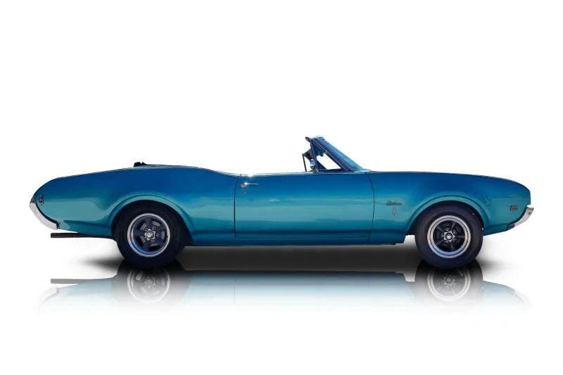 An incredible side shot photo of aOldsmobile Cutlass that you should buy.
