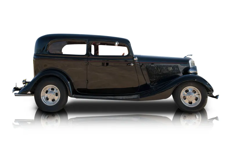 An incredible side shot photo of aFord Model 40 that you should buy.