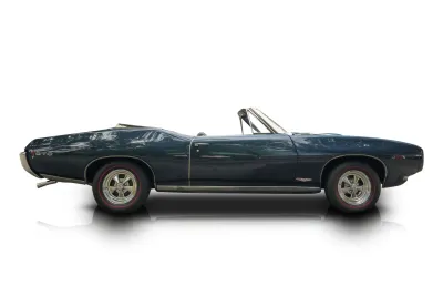 Passenger side photo of 1968 Pontiac GTO