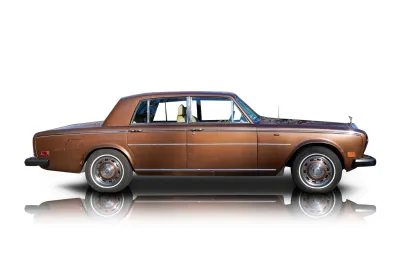 Passenger side photo of 1975 Rolls-Royce Silver Shadow