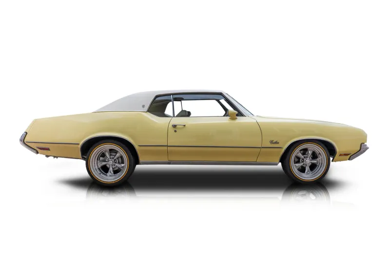 An incredible side shot photo of aOldsmobile Cutlass that you should buy.