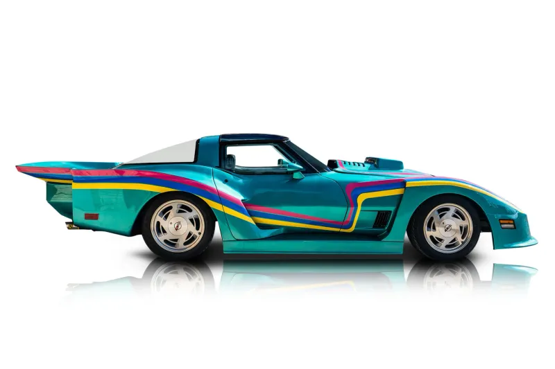An incredible side shot photo of aChevrolet Corvette that you should buy.
