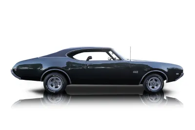 Passenger side photo of 1969 Oldsmobile 442