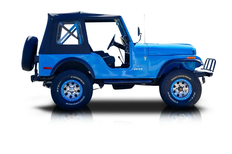 An incredible side shot photo of aJeep CJ-5 that you should buy.