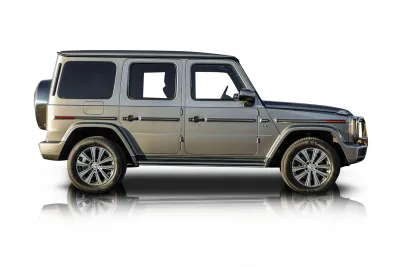 Passenger side photo of 2019 Mercedes-Benz G550
