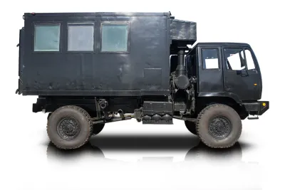 Passenger side photo of 1996 Stewart & Stevenson M1079