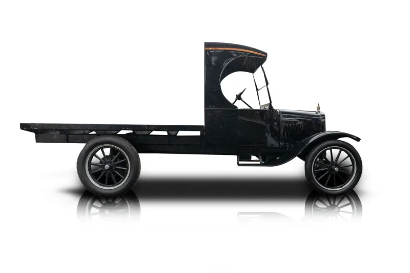 An incredible side shot photo of aFord Model T that you should buy.