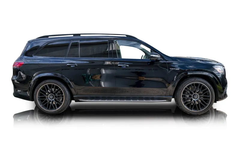 An incredible side shot photo of aMercedes-Benz GLS63 AMG that you should buy.