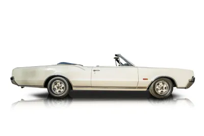 Passenger side photo of 1967 Oldsmobile 442