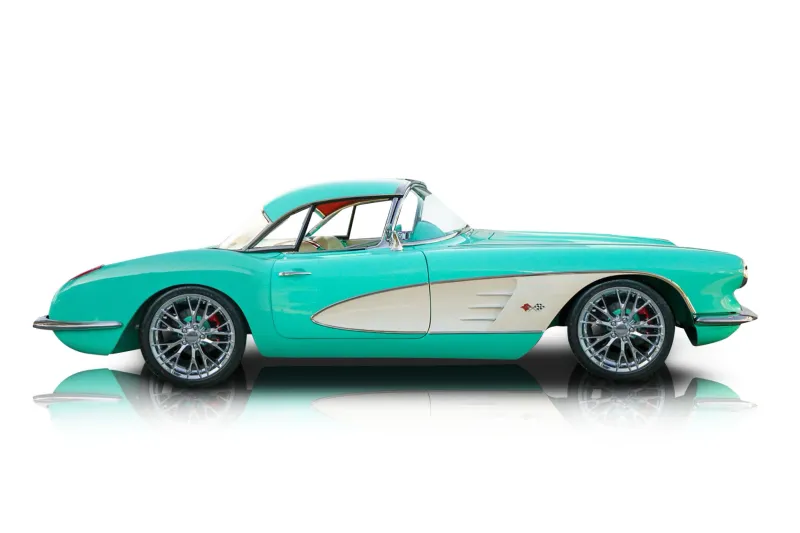 An incredible side shot photo of aChevrolet Corvette that you should buy.